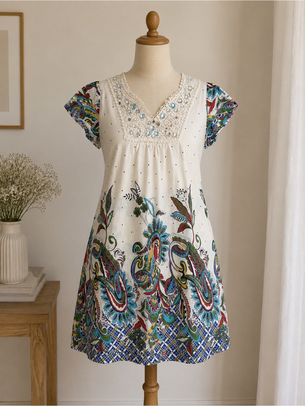 a.n.a Ivory Embellished V-Neck Tunic with Teal‎ Accents